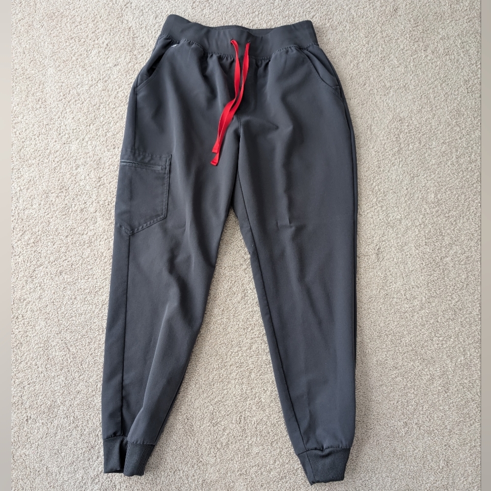 FIGS High Waisted Zamora Jogger Scrub Pant